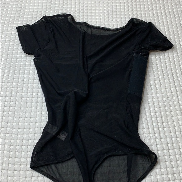 ‼️🛍3/$15🛍‼️ Sheer bodysuit - Picture 2 of 11